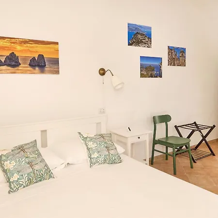 בית הארחה Eudesandra